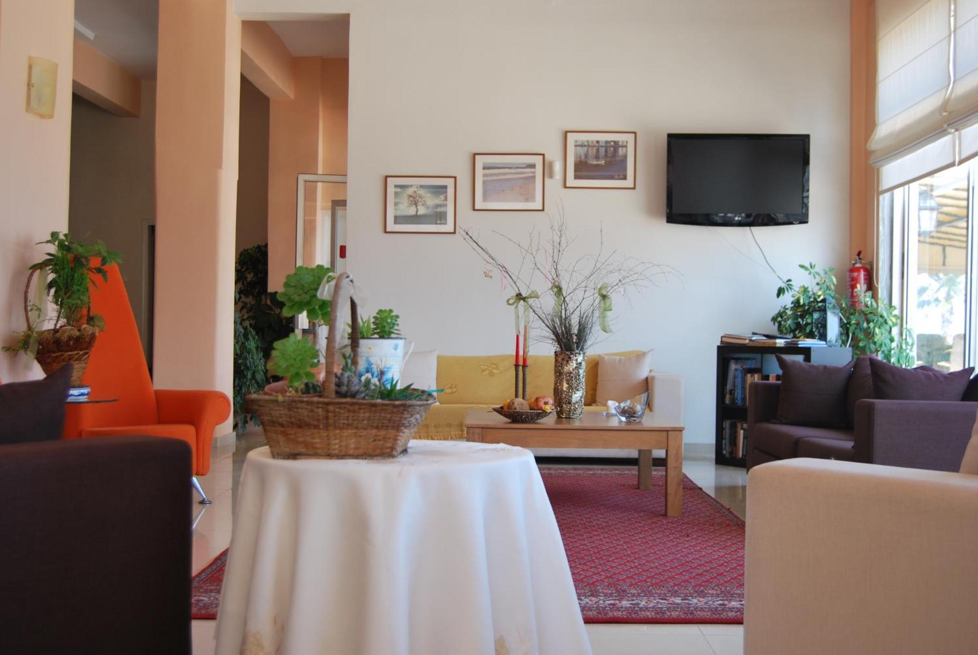 Hotel Achillion Makrygialos Buitenkant foto