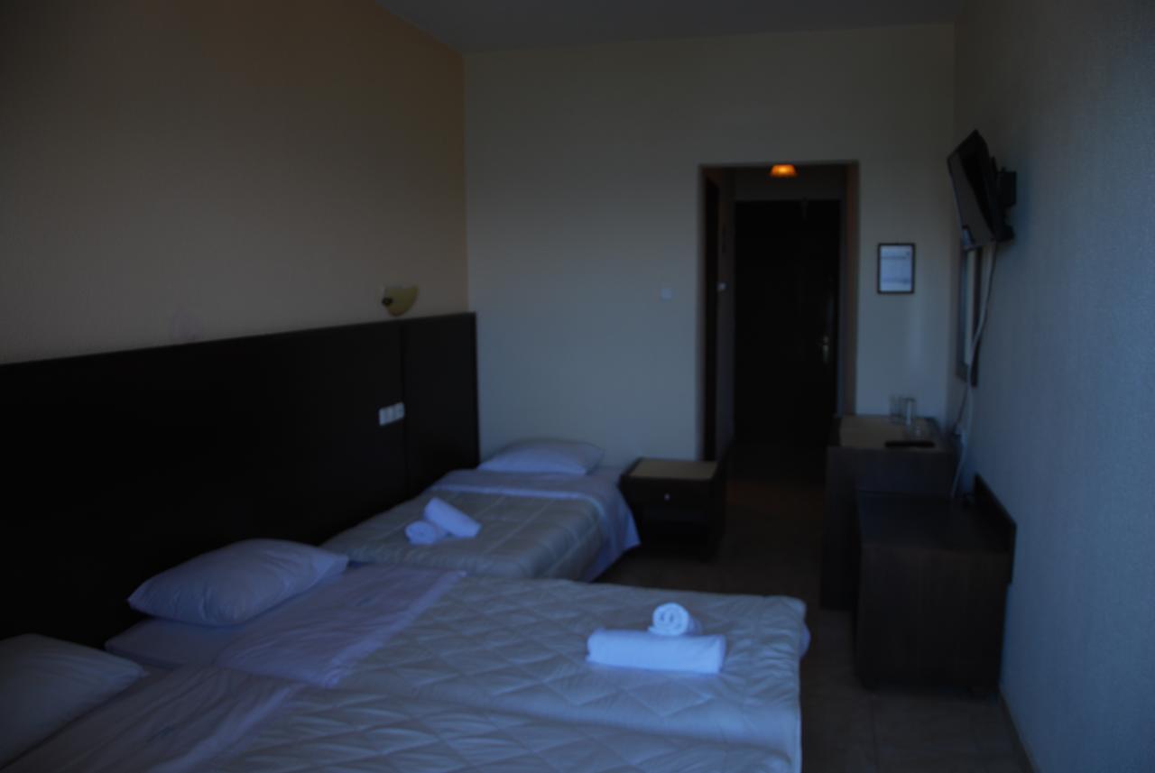 Hotel Achillion Makrygialos Kamer foto
