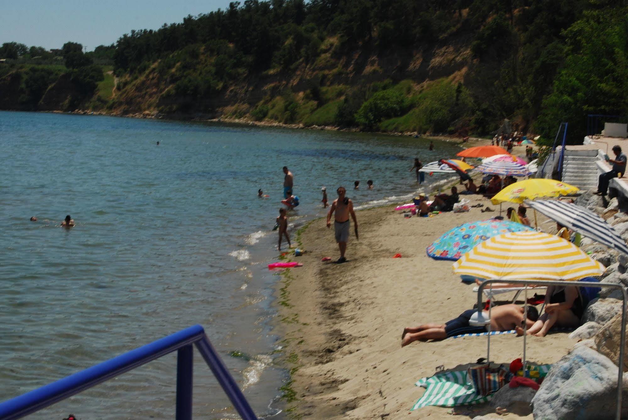 Hotel Achillion Makrygialos Buitenkant foto